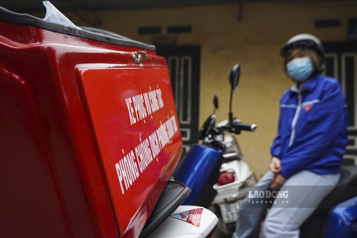 Ha Noi: Xe may gan tu thuoc luu dong khap ngo ngach ho tro F0, F1 tai nha-Hinh-5