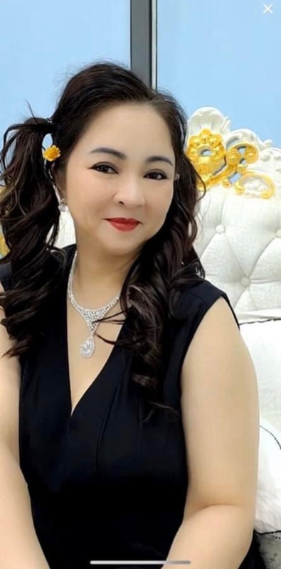 Ba Phuong Hang “cua sung lam nghe” lam ai cung phi cuoi-Hinh-3