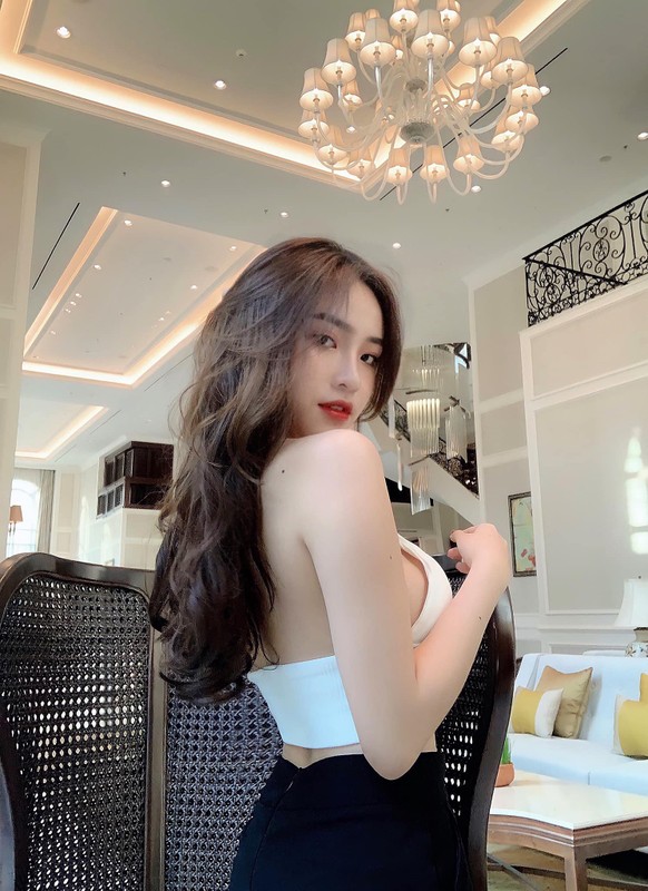 Hot girl Instagram Viet dep la, chi mac goi cam khi chup hinh-Hinh-8