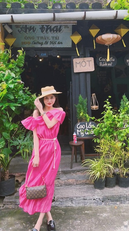 Dang anh di “quay”, nu phu Ve nha di con bi netizen chi trich-Hinh-10