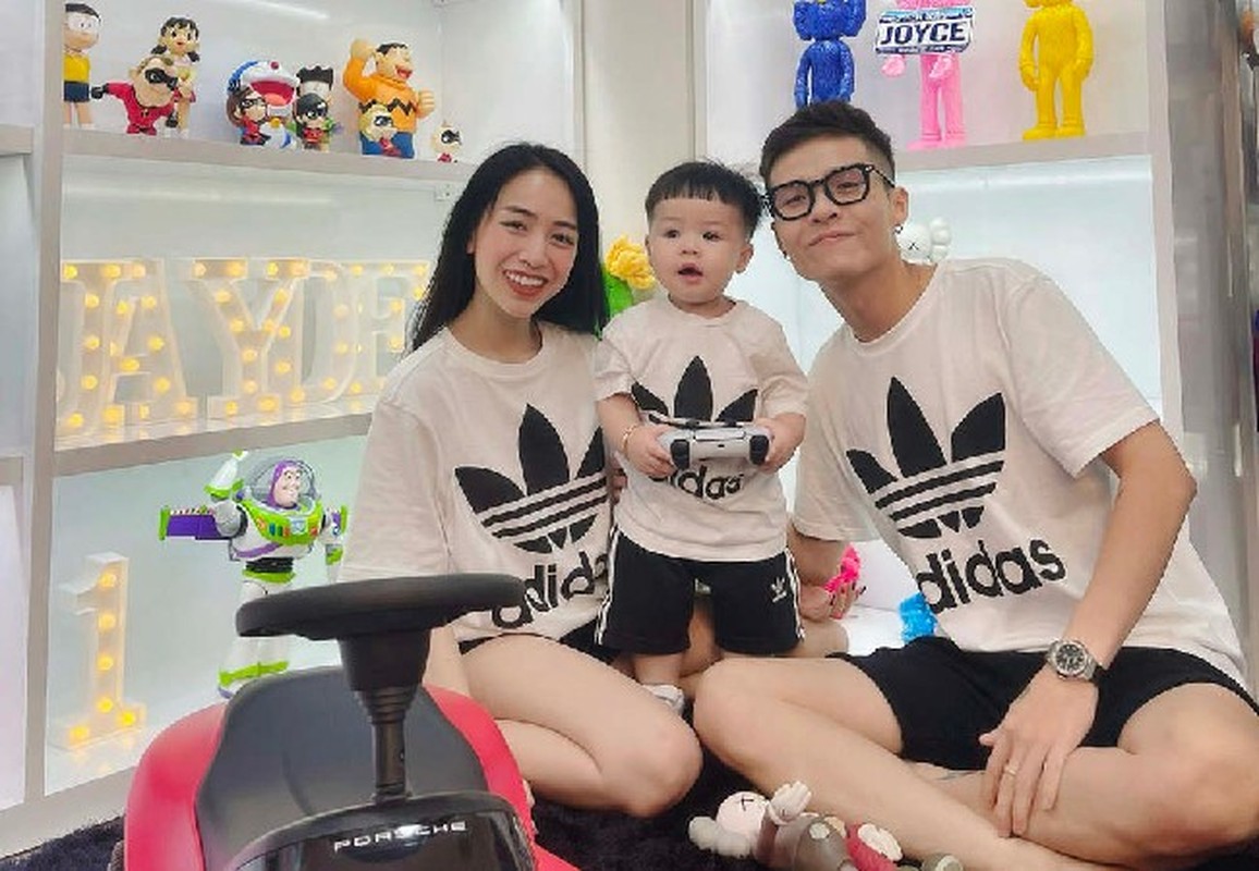 Chuan rich kid, con gai Minh Nhua mua noi ngu cung phai dat do-Hinh-8