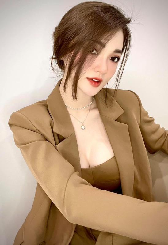 Hot girl Nghe An khien netizen xu Trung me man vi da trang su-Hinh-7