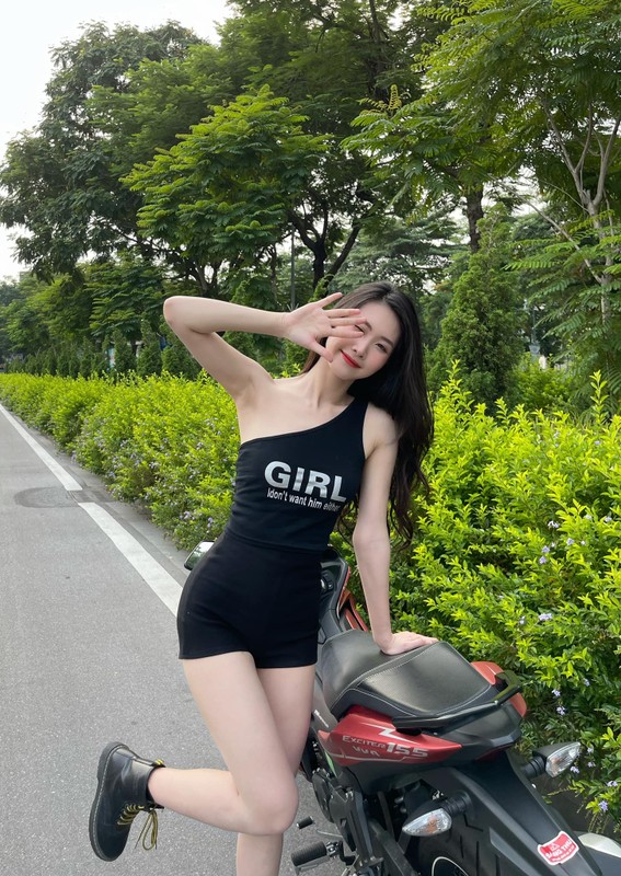 Hot girl “Nong cung World Cup” khoe nhan sac xinh dep sau noi tieng-Hinh-9