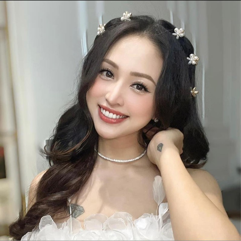 Cuu hot girl Van Hugo khoe nhan sac sau 2 thang sinh con-Hinh-9