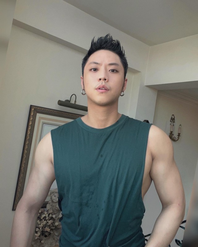 Chan dung trai dep co profile xin xo “gay sot” Nguoi ay la ai-Hinh-11