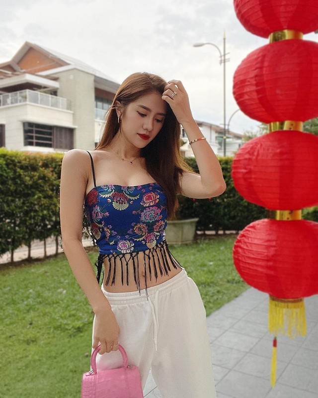 “Nu than hang khong” Malaysia van cham mac ho bao du da lam me-Hinh-6