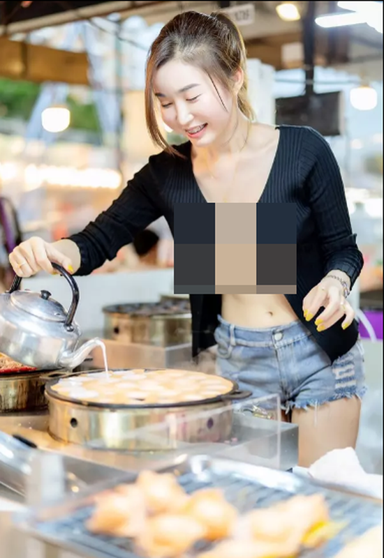 Hot girl Thai Lan mac sieu ho o cay xang gay “nong mat“-Hinh-4