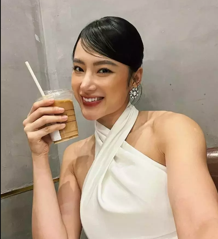 Khoe vong 3 bien dang, Angela Phuong Trinh lam netizen “hu hon“-Hinh-10