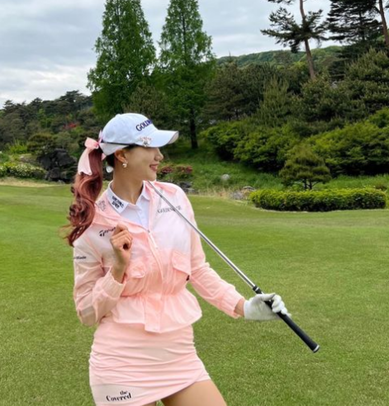 Nu golf thu xu kim chi “khon kho” vi qua goi cam la ai?-Hinh-4