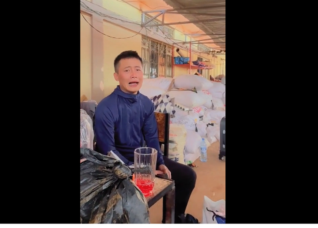 Quang Linh Vlog tung “meo mat” vi do “song ao” cua Ba Nhan-Hinh-9
