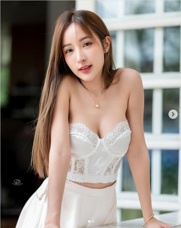 “Lot xac” sau nieng rang, hot girl lai khien trieu dan ong si me-Hinh-8