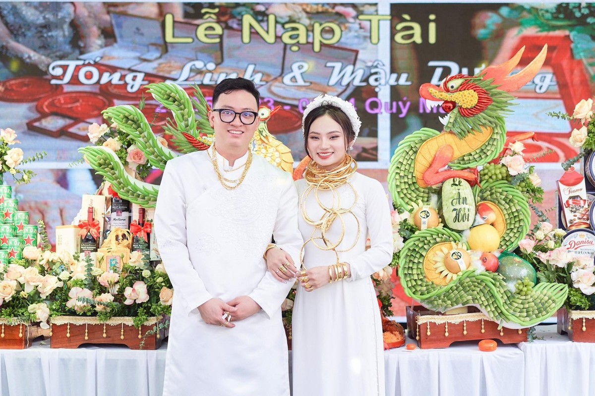 Co dau Thanh Hoa nhan 5 ty tien mat, chuc cay vang hoi mon-Hinh-2