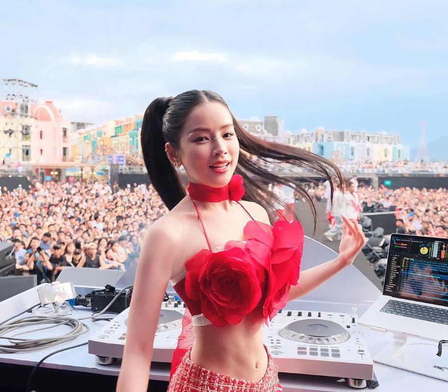 Hiem khi mac ho bao, hot girl lang DJ tien the khoe vong eo-Hinh-3