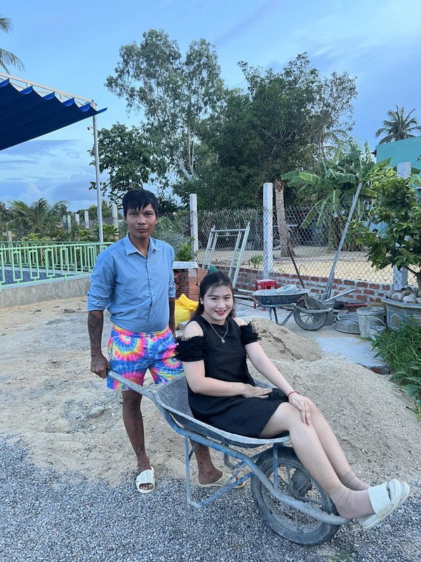 Lay lai tinh than sau mat con, Loc Fuho khoe tin vui moi-Hinh-2