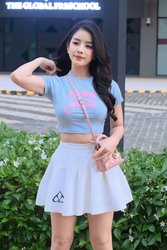 Hot girl lang DJ bat ngo hoa nu tinh hau chia tay-Hinh-10