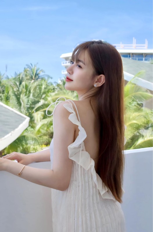 Ban gai hon tuoi cua Phan Tuan Tai dien bikini dep kho ai bi-Hinh-5