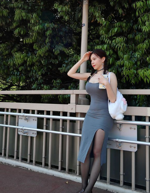 Hot girl cosplay “sieu vong 1” dien do ngan khoe dang chuan-Hinh-4