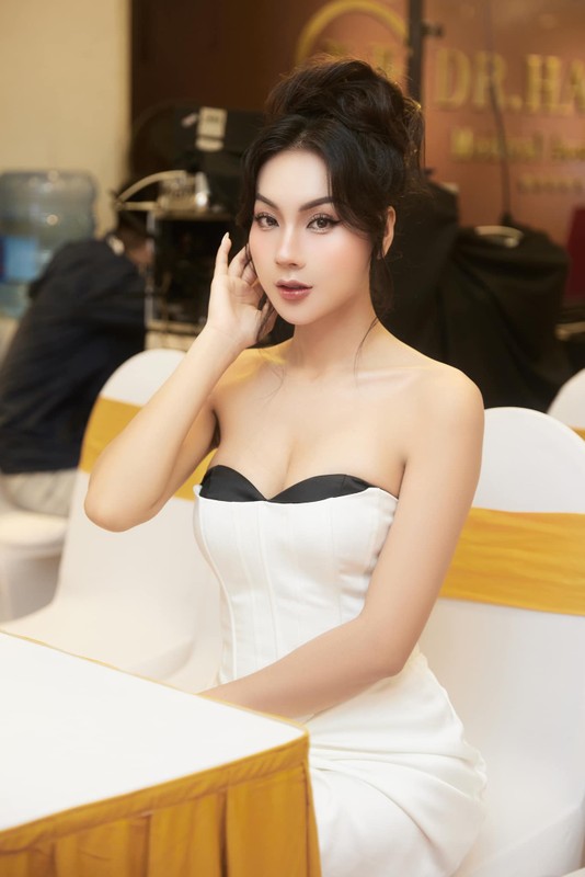Hot girl “Tuyet tinh coc” co nhieu thay doi sau 6 nam noi tieng-Hinh-5