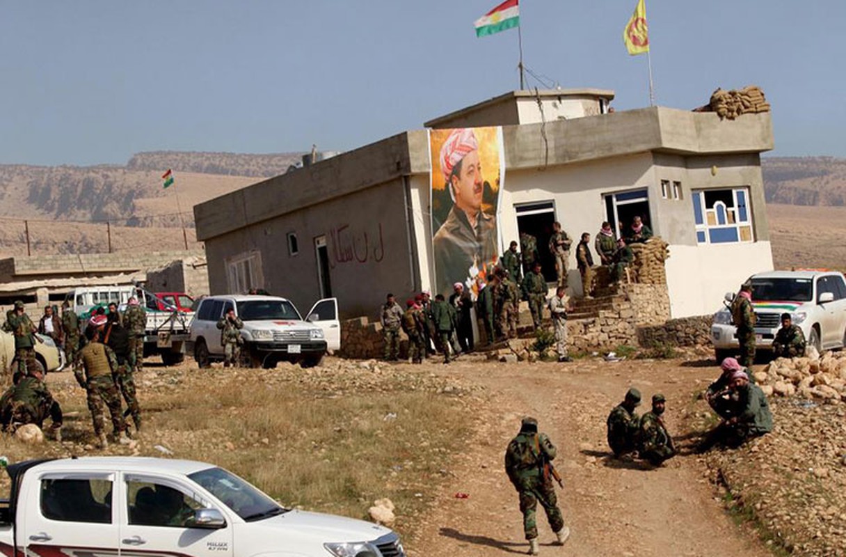 Chum anh dan quan nguoi Kurd tan cong IS o Sinjar-Hinh-7
