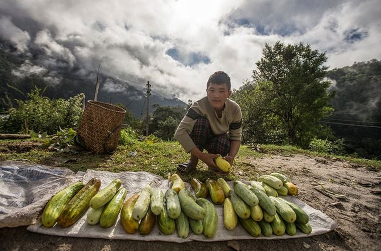 Can canh dat nuoc Bhutan yen binh qua anh-Hinh-8