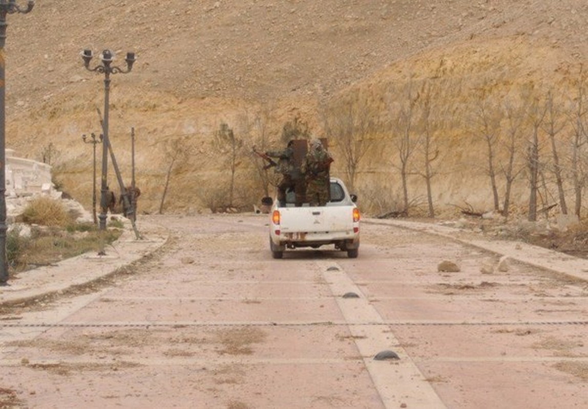 Anh: Quan doi Syria tren duong giai phong hoan toan Palmyra-Hinh-10