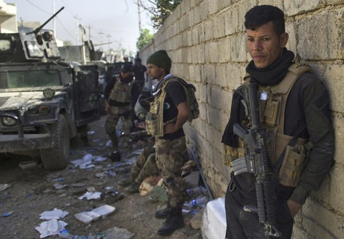Anh: Dac nhiem Iraq danh IS trong thanh pho Mosul-Hinh-6