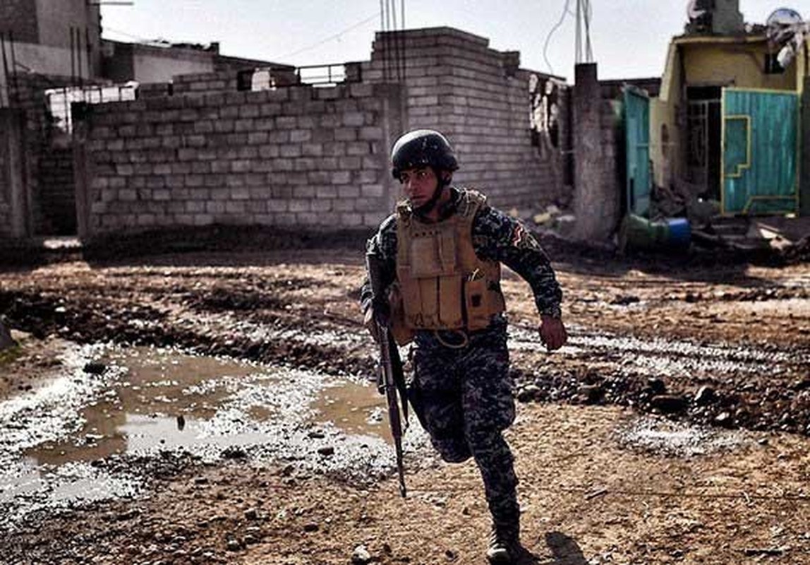 Chum anh quan doi Iraq o at danh khung bo o Tay Mosul-Hinh-3