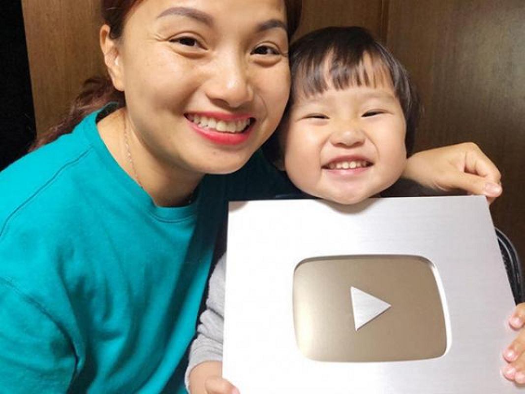 Choang voi so tien “khung” cac Youtuber dinh dam phai nop thue-Hinh-12