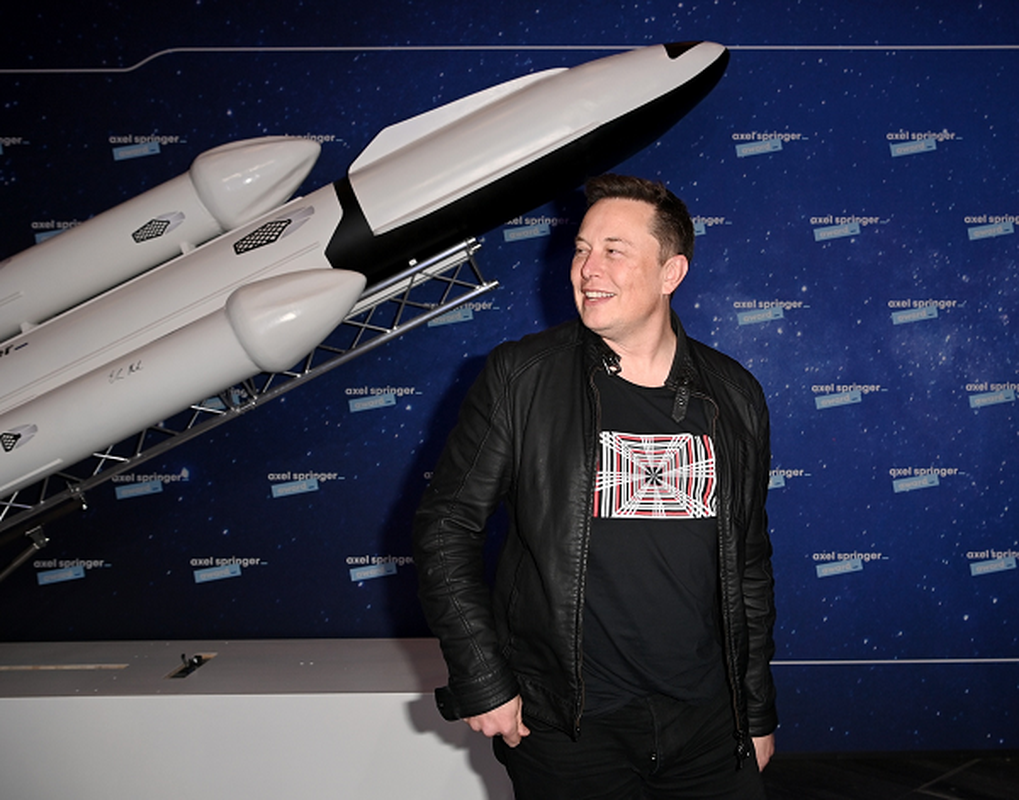 Jeff Bezos va Elon Musk dang “chay dua vu tru” vo cung gay can-Hinh-10