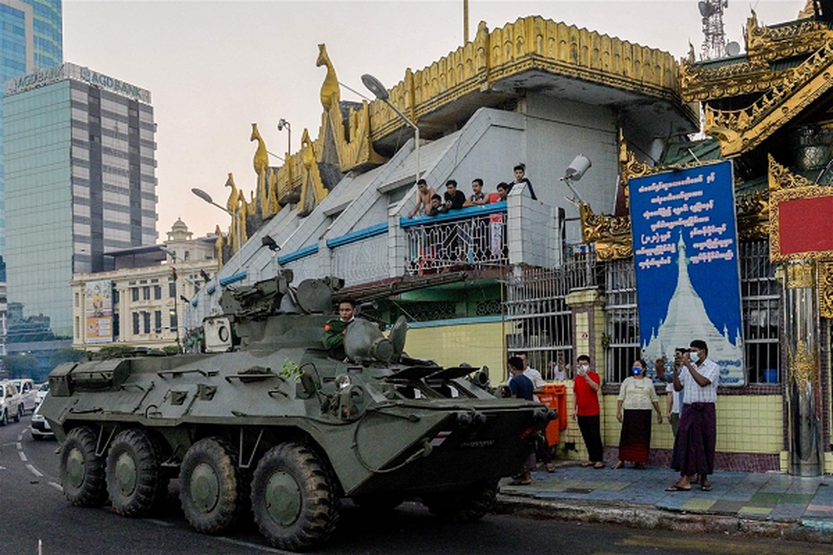 Facebook ngung hoat dong o Myanmar do bien co chinh tri-Hinh-10