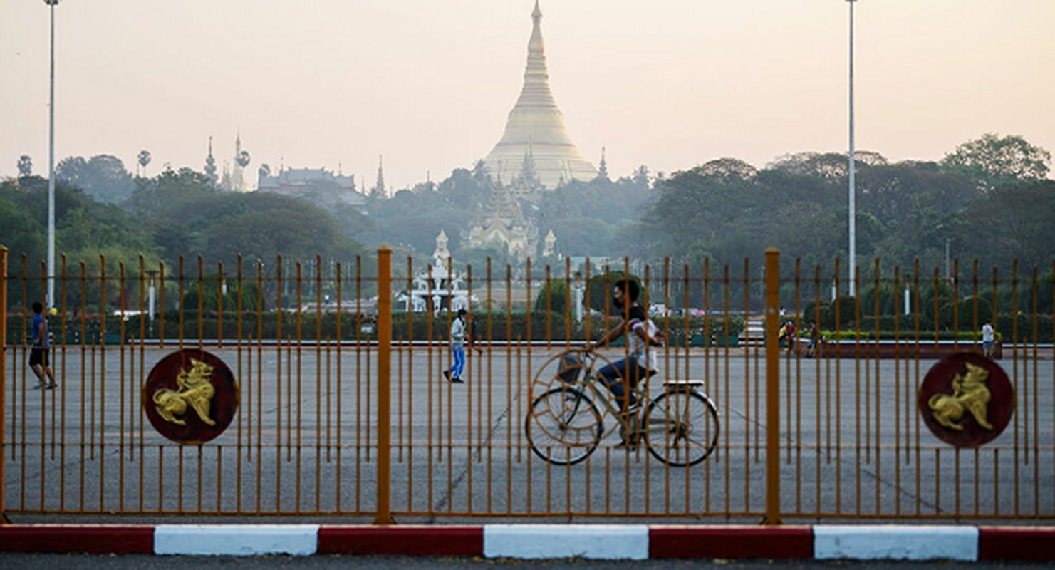 Facebook ngung hoat dong o Myanmar do bien co chinh tri-Hinh-8