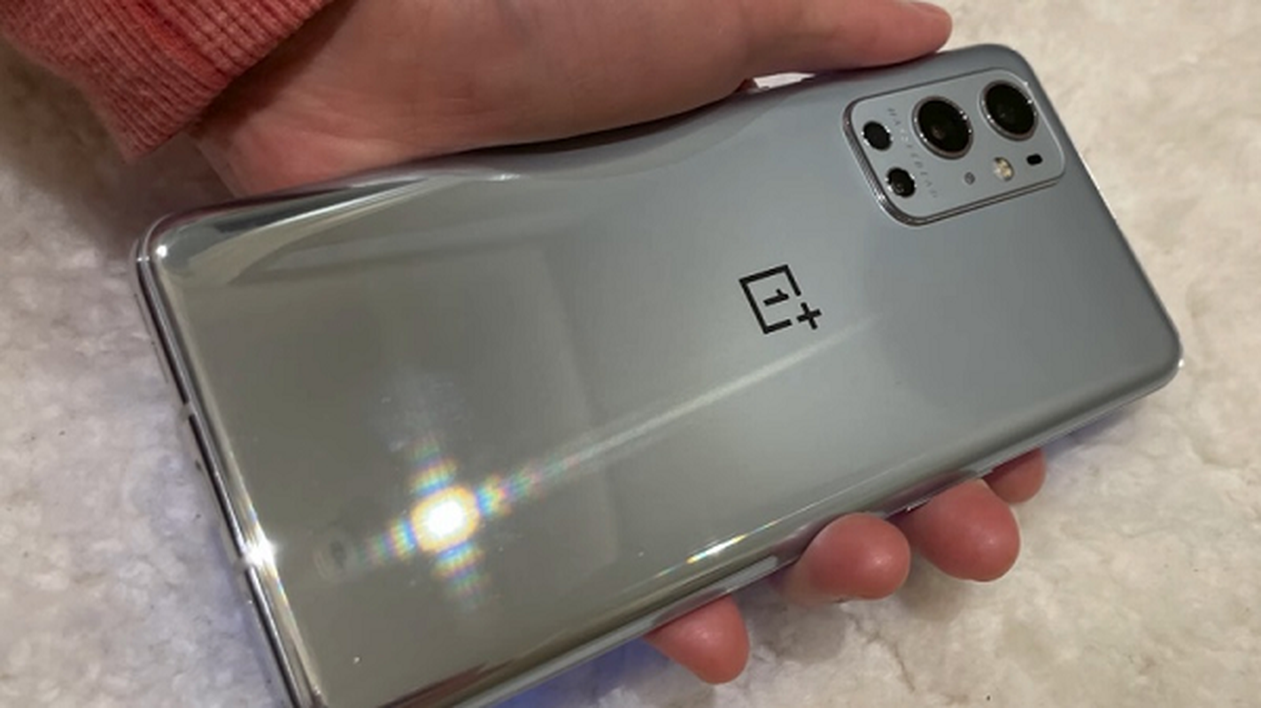 Khong chi co man hinh xin, OnePlus 9 Pro con sac pin sieu nhanh-Hinh-4