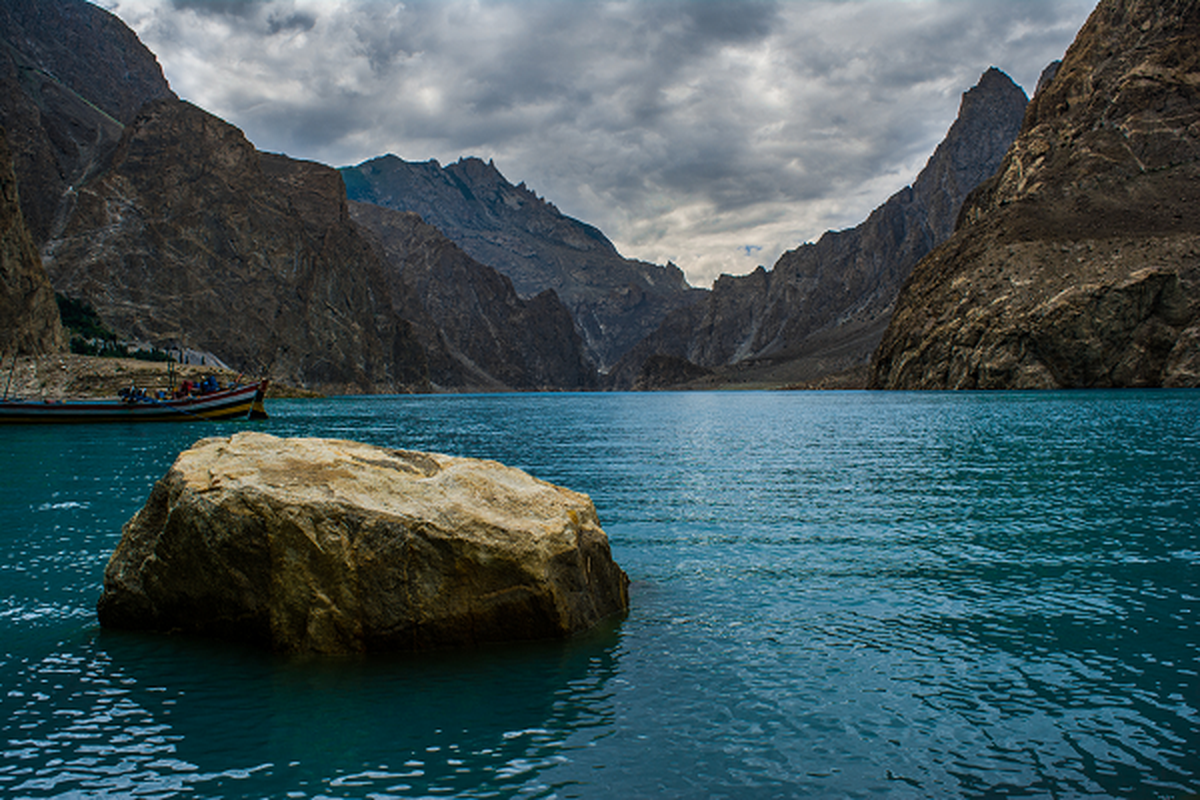 Su kien tang thuong dang sau ho nuoc xanh ngat tuyet dep tai Pakistan-Hinh-6