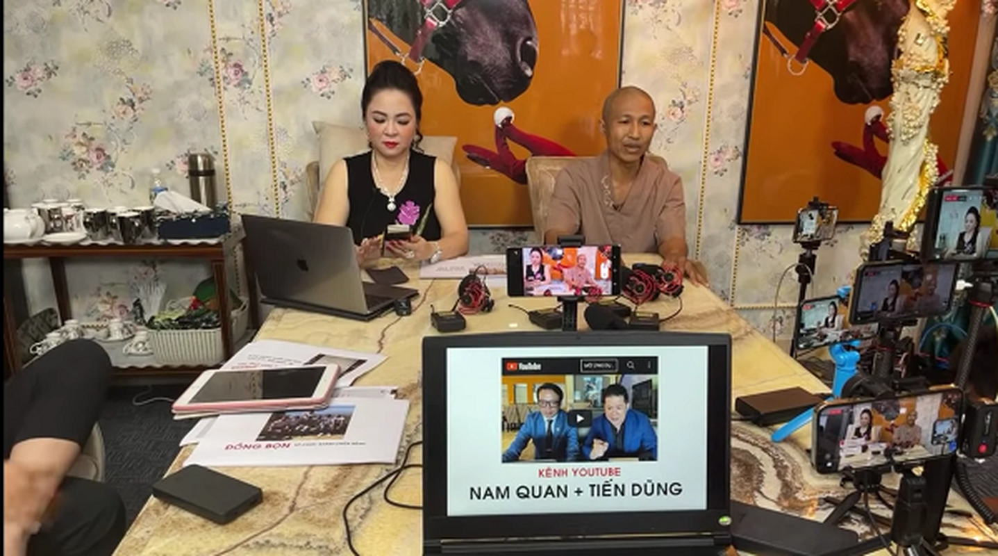 Cong nghe livestream “xin xo” va dat do cua nu dai gia Phuong Hang-Hinh-2