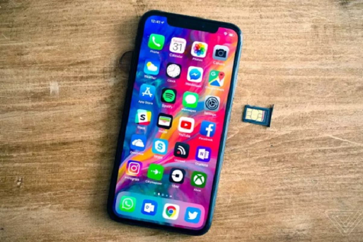 Do iPhone 1 SIM thanh 2: Tiem an nguy co gi?-Hinh-7