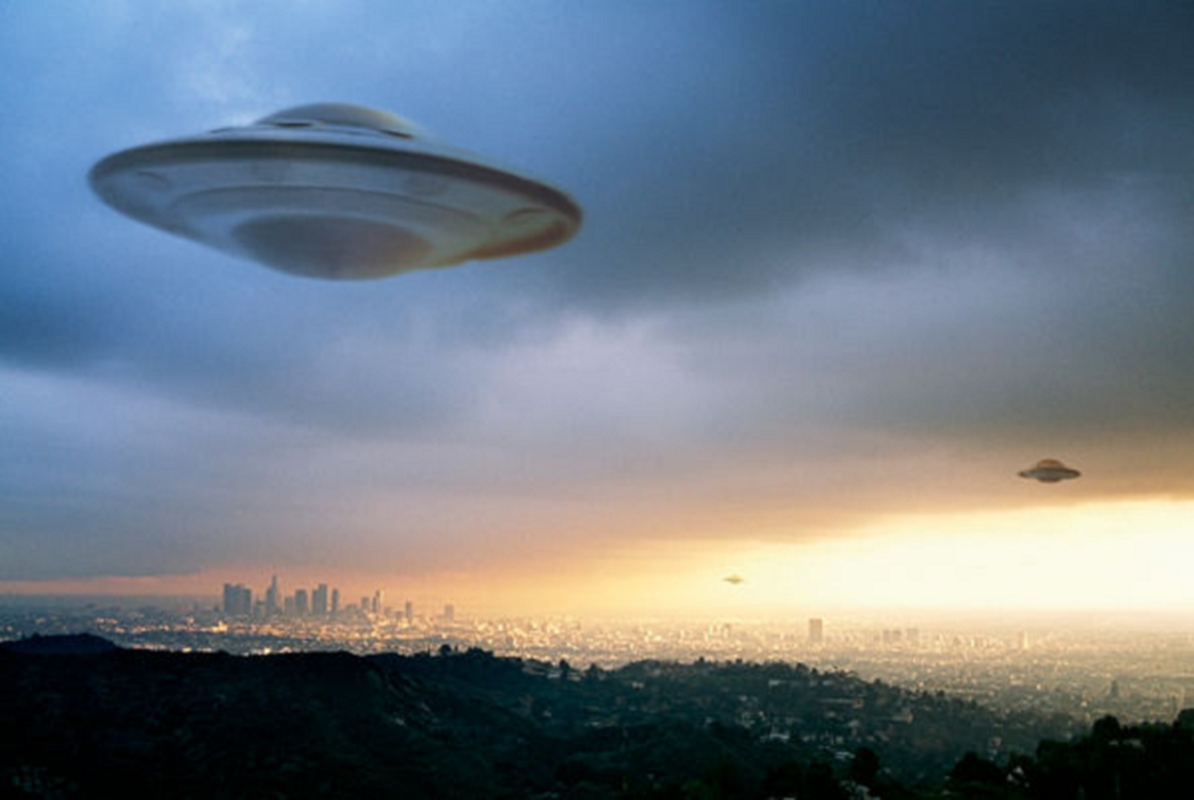 Cuu thu tuong Anh co gang che day su xuat hien nhieu lan cua UFO?-Hinh-9