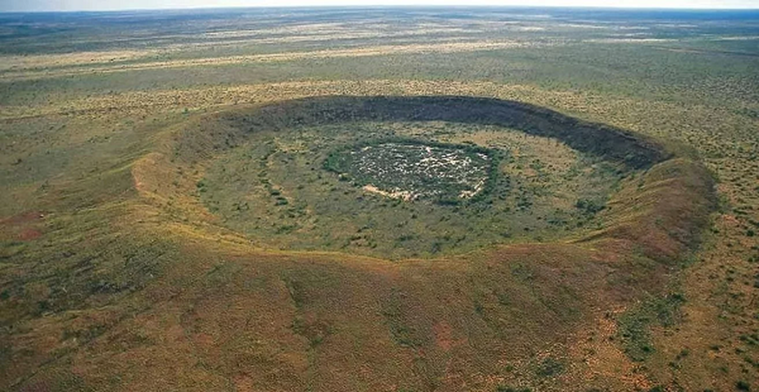 Kho bau khong lo chua 1.000 tan vang: Khong ai dam dung!-Hinh-4