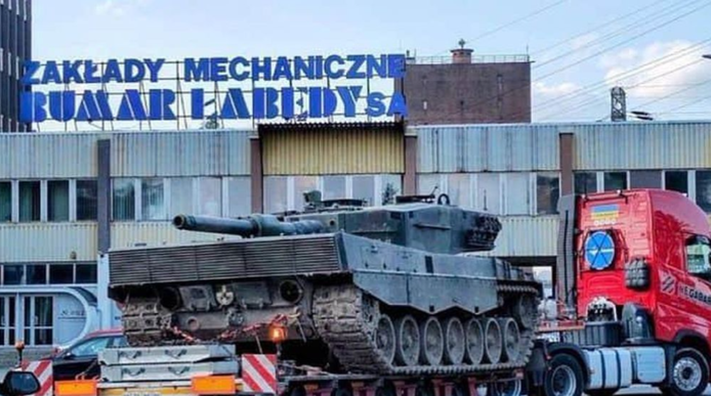 Ukraine chi con vai xe tang Leopard hoat dong do bi sua chua sai cach-Hinh-14