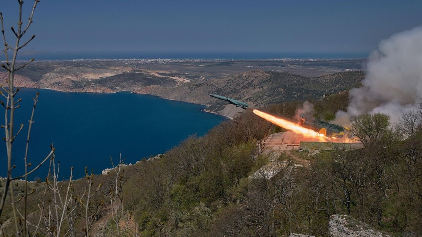 View - 	Nga dùng tên lửa diệt hạm khổng lồ để đánh mục tiêu mặt đất