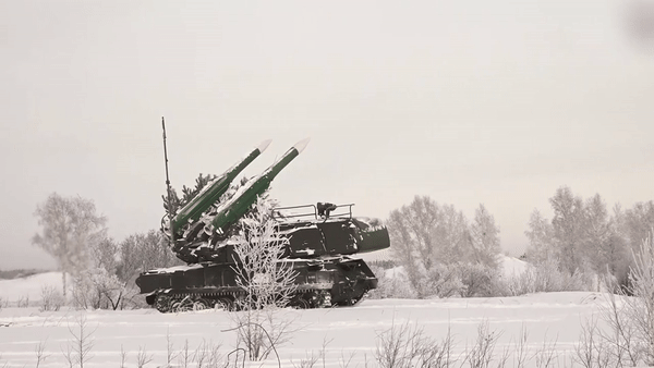 View - 	Tổ hợp phòng không Buk M1 Nga đánh chặn tên lửa HIMARS