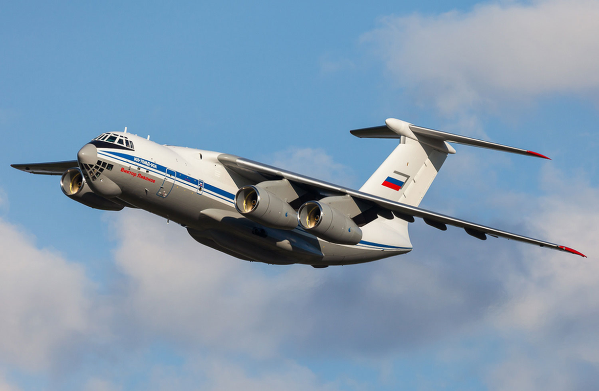 May bay van tai Il-76MD-90A the he moi giup Nga 'lach' lenh cam van-Hinh-15