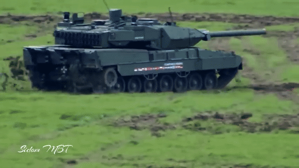 View - 	Italy mua 132 siêu tăng Leopard 2A8 cực mạnh từ Đức