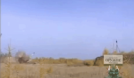 View - 	S 200 Ukraine bắn hạ radar bay A 50U của Nga
