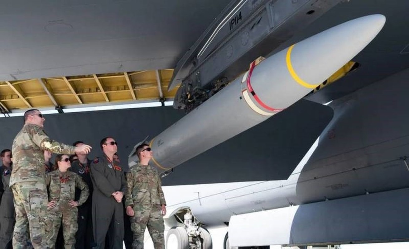 View - 	Tên lửa siêu thanh AGM-183A ARRW gây sửng sốt khi sẵn sàng chiến 