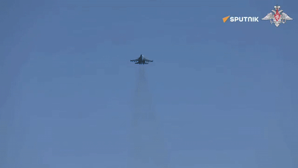 Tiem kich Su-34 trien khai vu khi 'thay doi cuoc choi' o Ukraine-Hinh-4