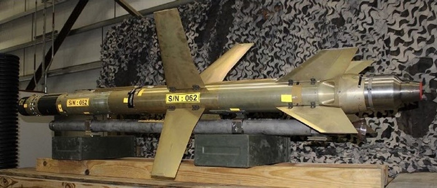View - 	 Tên lửa siêu độc của Iran bắn hạ UAV trinh sát của Israel