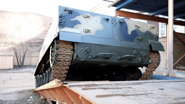 Nga tung xe chien dau bo binh BMP-3 ban dac biet vao chien truong Ukraine-Hinh-6