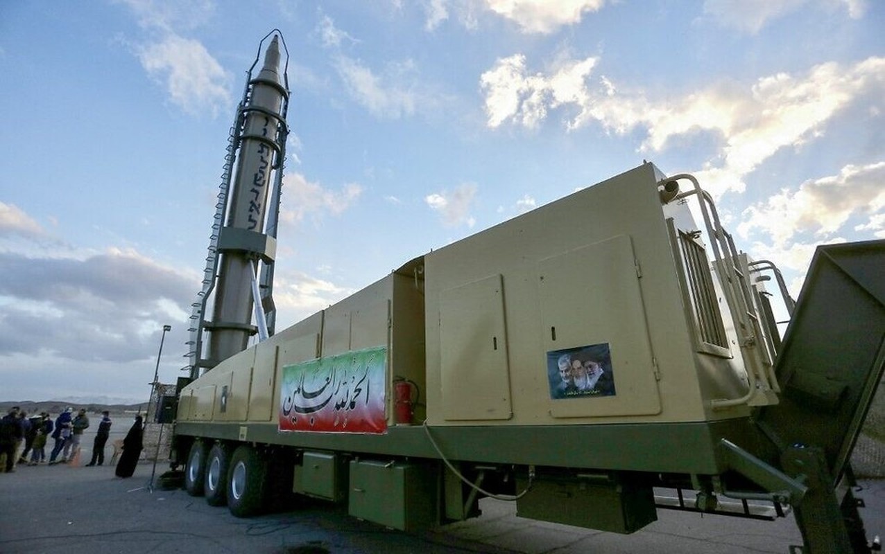 View - 	Tên lửa chống hạm Iran gây ác mộng cho tàu sân bay Mỹ