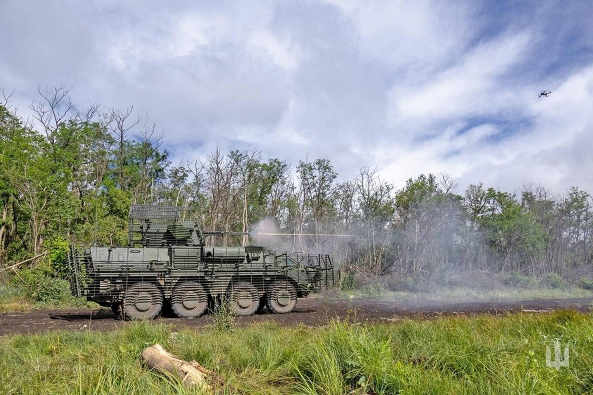 Lo dien “thiet giap sat thu” BTR-4E cua Ukraine co suc manh vuot troi-Hinh-5