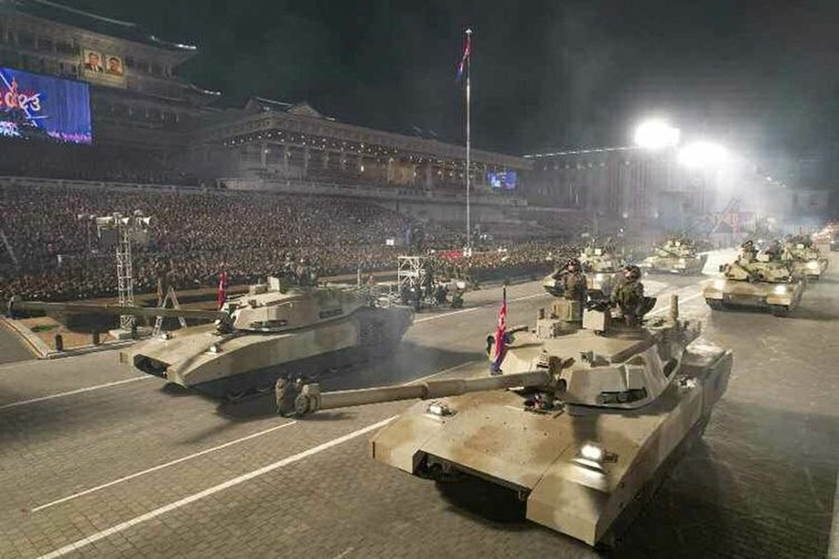 View - 	Hé lộ xe tăng chiến đấu chủ lực mới nhất của Triều Tiên